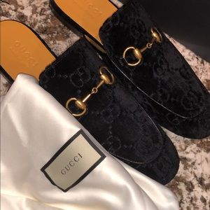 Gucci Men’s ‘Princetown’ Black Velvet GG Horsebit